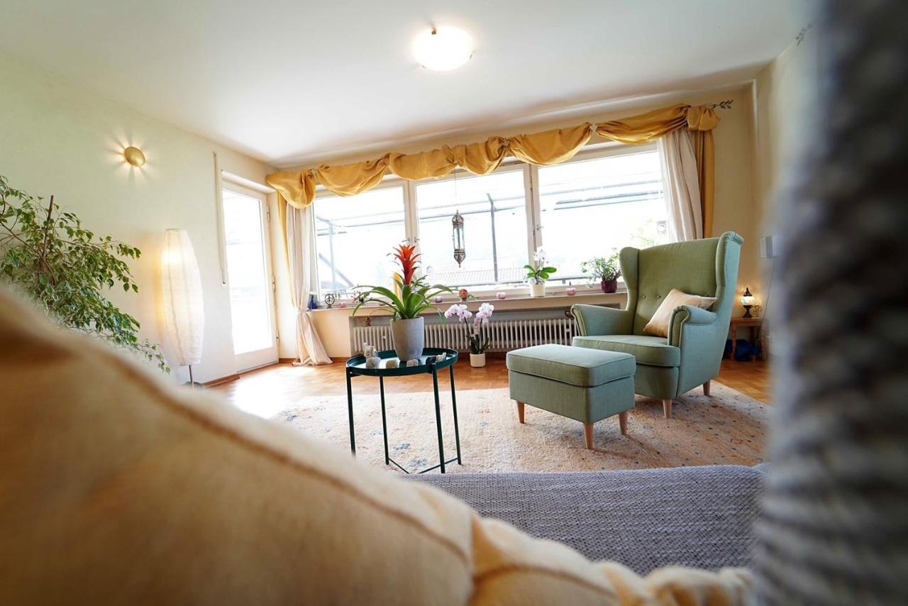 Ferienwohnung Im Haus Lotus Mit Grossem Balkon Und Garten Bad Urach Ngoại thất bức ảnh